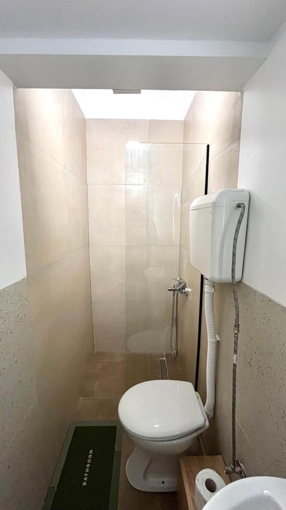 Olive Centre Apartment Skopje Buitenkant foto