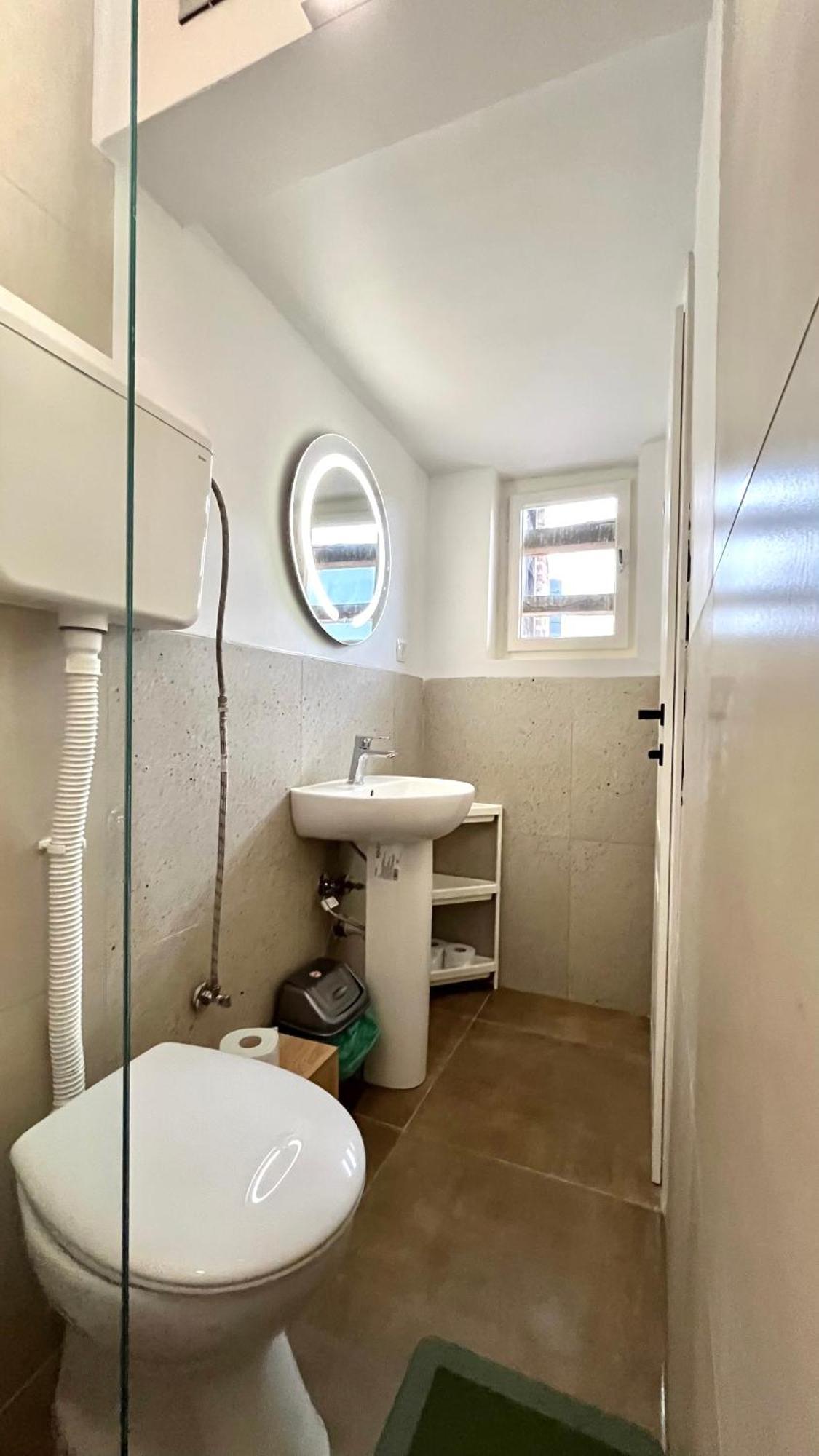 Olive Centre Apartment Skopje Buitenkant foto